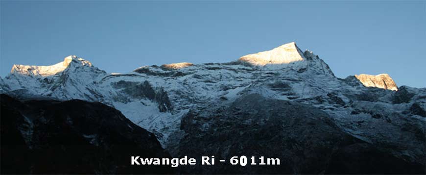 Kwangde Ri Peak